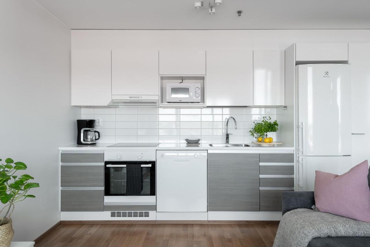 Sleepwell Apartments Itaekeskus, Close To Metro 헬싱키 외부 사진
